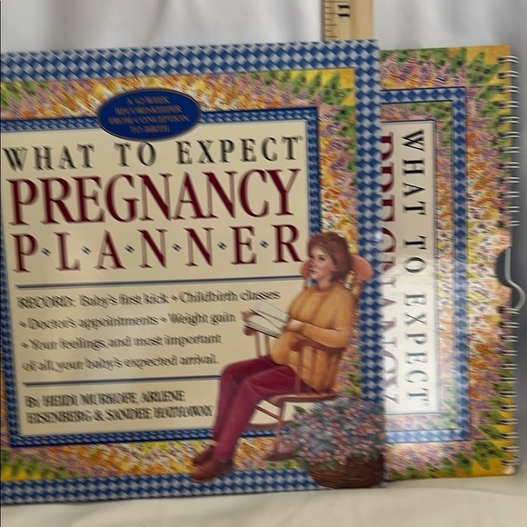 What to Expect Pregnancy Planner Calendar - Picture 2 of 8